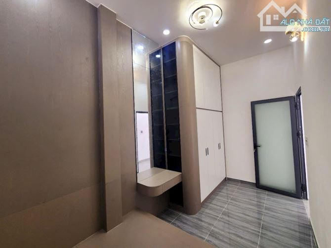 Bán gấp nha mới đẹp ở ngay Âu Dương Lân, xe hơi đỗ cửa, 51m2, full nội thất, SHR. - 5