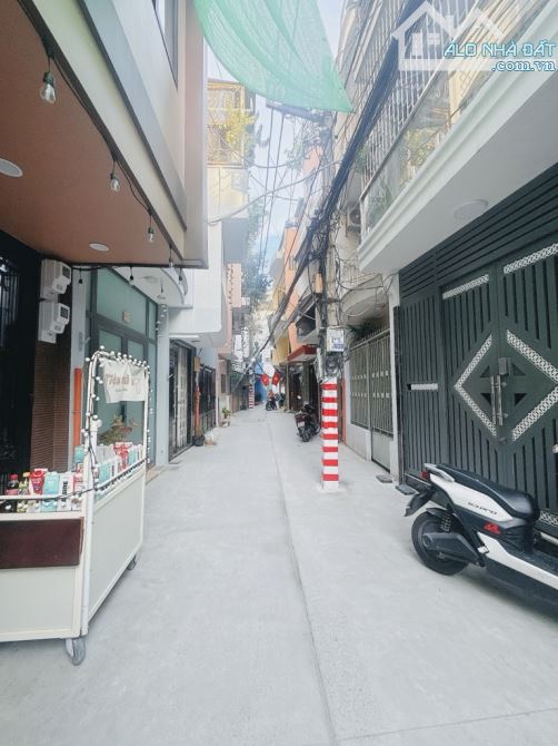 Bán nhà HẺM ÔTÔ Nguyễn Đình Chiểu Q.3, 6 tầng, nở hậu tài lộc, nhích 8 tỷ - 5