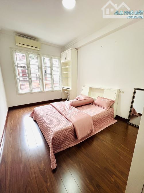 Bán nhà Đào Tấn - khu Phân lô - 5m ra ô tô - 45m2 - ngõ vip của phố ❤️ - 5