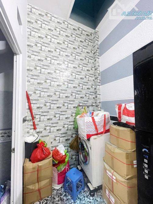 Nhà 4 tầng 1/ đường TRƯƠNG THỊ HOA, phường TÂN THỚI HIỆP, Q12, dt 64m2 (4,5mx14m), Hẻm Ôtô - 5