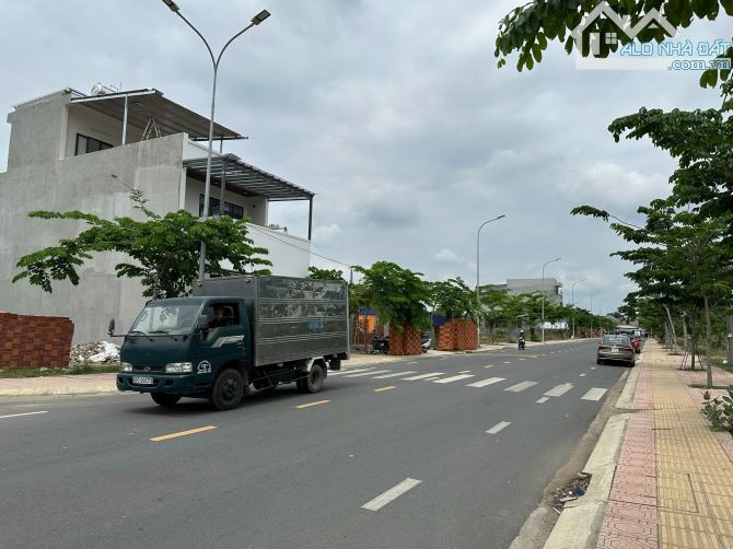Bán lô đất TTHC Trảng Bom DT:95m2 Giá 2tỷ4 Đối diện BVQT, Sát QL1A, Dân cư đông đúc, SHR. - 5