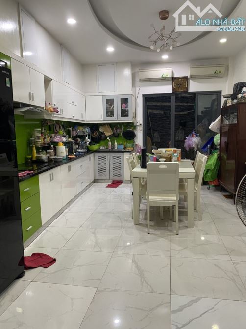 Bán nhà hẻm xe Hoàng Hoa Thám giáp Phú Nhuận 4x19 nhà 4 tầng mới dọn vào ở ngay giá 9 tỷ - 5