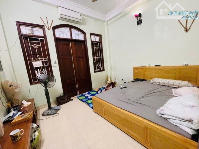 LẠC LONG QUÂN – NHÀ ĐẸP TỰ XÂY – NGÕ NÔNG – 50M RA Ô TÔ – CÁCH HỒ TÂY 300M – 11.5 TỶ - 5