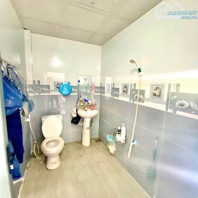 Cứu chủ  chén này ! Cần bán gấp căn nhà ở ngay Đ. Tân Hiệp 16 , Hóc Môn 87m2 SHR giá 999tr - 5