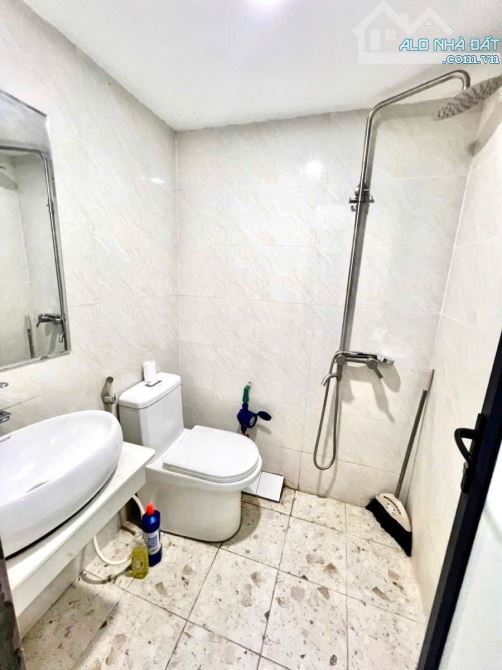 10m ra ô tô, Vũ Ngọc Phan dòng tiền 80 triệu/tháng 17 phòng, DT 110m2, MT 9,3m, chỉ 19,5tỷ - 5