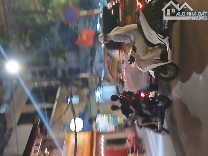 315 Tỷ/ 257/269 M2 Tòa Văn Phòng 11 Tầng/ 9.5 M tiền/ Mặt Phố Đặng Dung/Ba Đình - 5