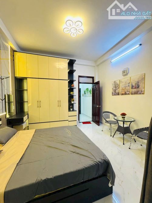 Bán Nhà Q12 - 55M2 (4 x 15 ) -3Tầng - Hẻm HXH 8M  -  Chỉ 5,79 Tỷ. - 6