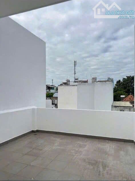 Nhà 3 tầng đẹp,HXH xe hơi quay đầu ,DT 61M² (4x 15,25m) vuông vắn, chỉ 6,5 tỷ thương lượng - 6