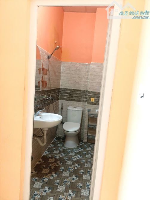 NHÀ TRUNG TÂM P6 ĐÀ LẠT – SỔ RIÊNG HOÀN CÔNG – 3 TẦNG 4PN – Ô TÔ TẬN NƠI – GIÁ TỐT 6.2 TỶ - 6
