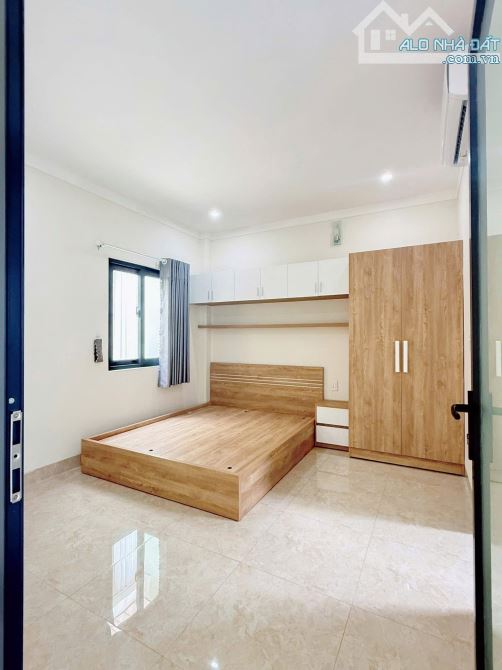 nhà mê hẻm ô tô gần Nơ Trang Gwh, 5x20m thổ cư, 2 phòng ngủ, bếp sân ô tô, 2 tỷ x - 7