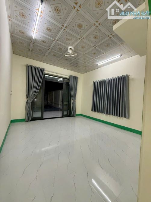 Bán nhà cấp 4 đẹp 124m2 gần chợ, trường học P. Tân An, giá 2 tỷ 300 - 7