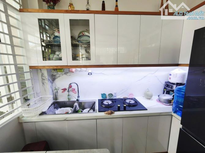 Bán Nhà 3 Tầng Ngang 8.5m - Hẻm Nguyễn Biểu - Phường Bắc Nha Trang - 9