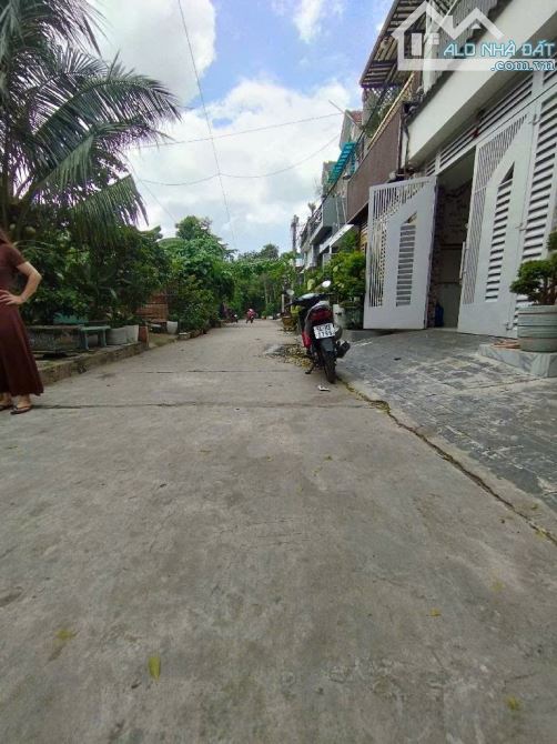 Nhà 4 tầng 1/ đường THỚI AN 16, phường THỚI AN, Q12, dt 72m2 (4mx18m), Hẻm 6m💰 5,8Tỷ - 9