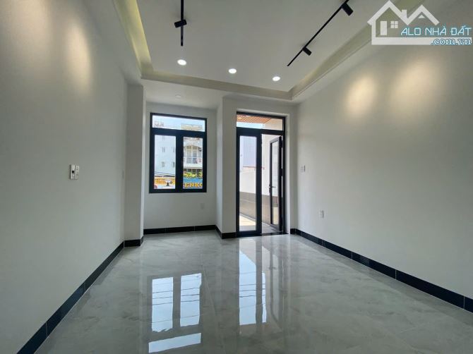 Bán nhà 4 tầng MT Lê Quang Định –Nơ Trang Long, DTSD 200m2, 16 tỷ - 9