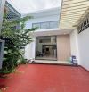 nhà mê hẻm ô tô gần Nơ Trang Gwh, 5x20m thổ cư, 2 phòng ngủ, bếp sân ô tô, 2 tỷ x