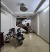 Cầu Giấy ,Hoàng Quốc Việt 42m x5t mt 3.6m 15 ty  * Nhà đẹp, Hoàng Quốc Việt thông bàn cờ,