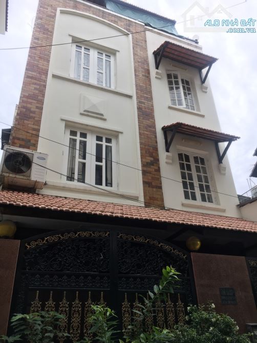 nhà 2 mặt tiền Trường Sơn (Q10), 6.2x14m, nở hậu 8m, giá chỉ 28.5 tỷ