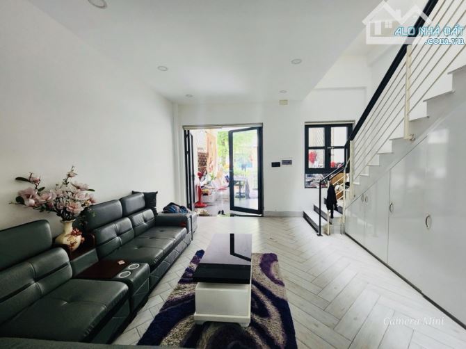 Bán nhà 3 tầng đường VƯỜN LÀI, phường AN PHÚ ĐÔNG, Q12,dt 110m²(5x22).DÒNG TIỀN 19tr/th.