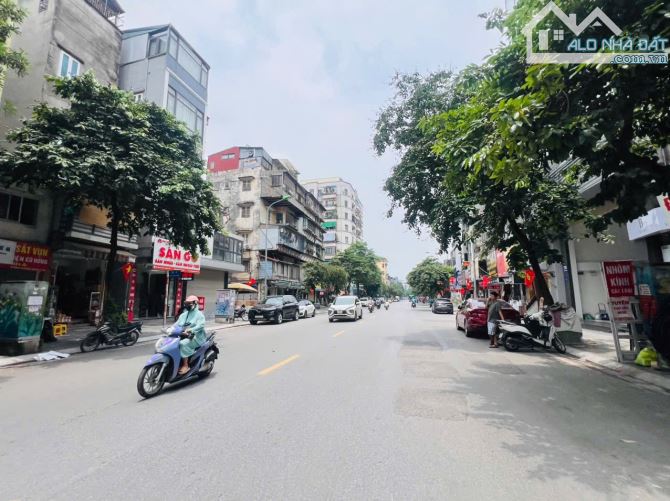 H.IẾ.M,  NHÀ 5 TẦNG TRUNG TÂM HAI BÀ TRƯNG – GẦN ĐH KINH TẾ QUỐC DÂN, BÁCH KHOA, GIÁ2.x tỷ