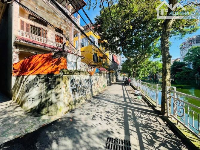 BÁN ĐẤT MẶT NGÕ 144 QUAN NHÂN: DT 180M2, LÔ GÓC, MT 8M, NGÕ Ô TÔ, GIÁ 43 TỶ
