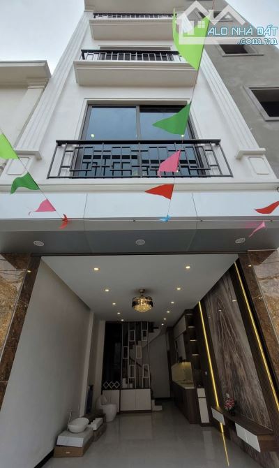 NHÀ ĐẸP AN KHÁNH, FULL NỘI THẤT, 200M RA ĐẠI LỘ, DT 32M2, 5 TẦNG. GIÁ 4,73 TỶ