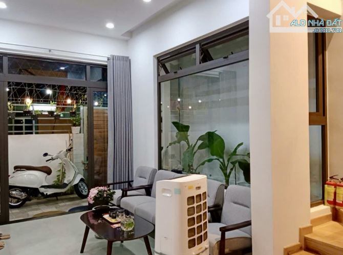 HOT - BÁN GẤP NHÀ 2 TẦNG HIỆN ĐẠI - KIỆT Ô TÔ TRÁNH CHẾ LAN VIÊN, NGŨ H SƠN - CHỈ 10.9 TỶ