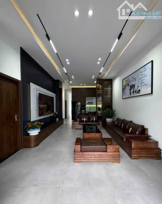 Nhà 3 tháng 2, 62m2 gần Hà Đô - ô tô vào nhà - thang máy - 2XXtr/m2, 5 tầng - MT 4,5m, Q10