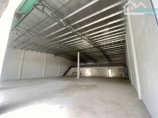 Cho thuê 500m2 Phương Trạch, Vĩnh Ngọc, gần cầu Nhật Tân