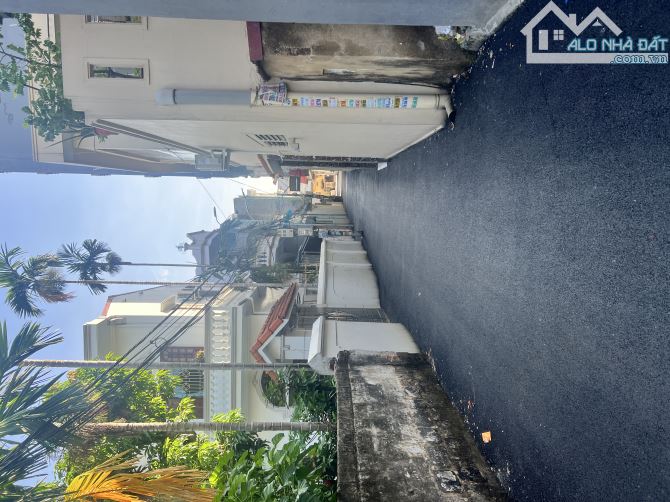 Bán nhà 4 tầng, 43m2 tại Sở Dầu, Hồng Bàng chỉ 2,x tỷ.