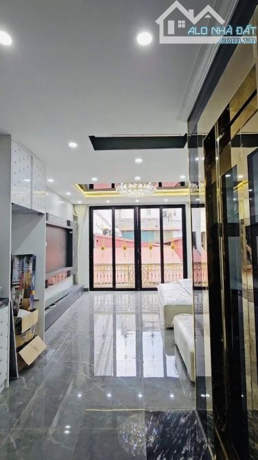 Bán nhà phố Hồng Mai, Hai Bà Trưng, 2 mặt ngõ, ô tô tránh, 6 tầng 42m2 giá 16.8