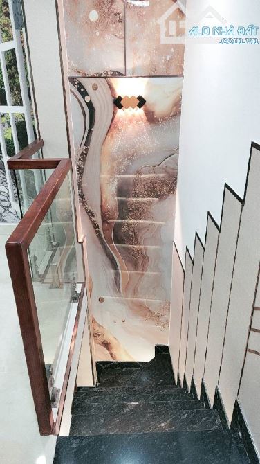 Nhanh mới kịp, 4 tỷ có nhà 4T 3pn full nội thất ngay lotte nguyễn văn lượng