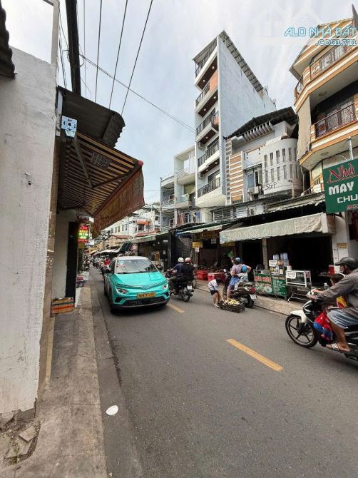 CẦN BÁN NHÀ MT ĐƯỜNG BÌNH GIÃ,P13,Q TÂN BÌNH. DT 6 X20. 2 LẦU,GIÁ 13 TỶ TL,NHÀ ĐẸP