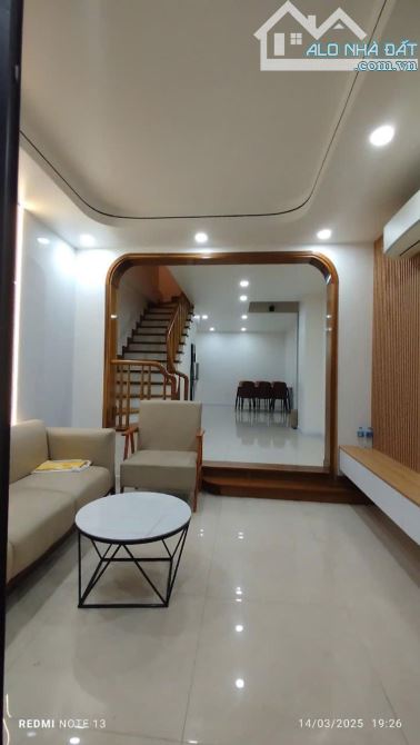BÁN NHÀ DO NHA - TÂY MỖ - TẶNG TOÀN BỘ NỘI THẤT XỊN - 54M X 3 TẦNG - GIÁ 8.3 TỶ .