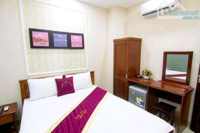 Bán khách sạn 1T5L mặt tiền Phan Chu Trinh dt 179m giá 33.5ty