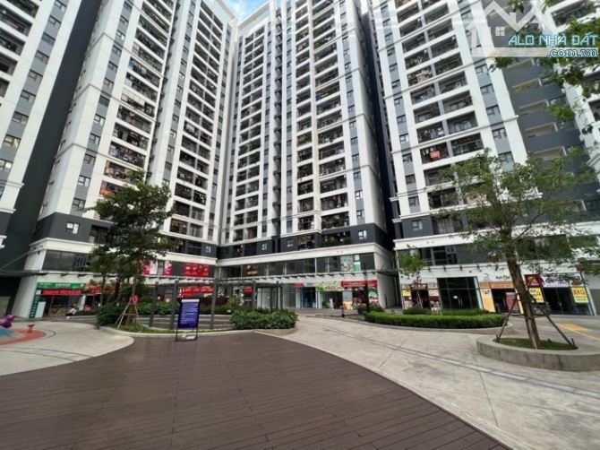 Cần bán căn chung cư 70m2, 2 phòng ngủ phố Nguyễn Lam, Long Biên, giá 4.25 tỷ
