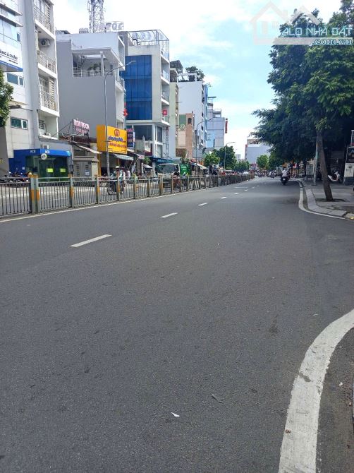NHÀ HXH TRẢI NHỰA 8M, TRUNG TÂM ĐƯỜNG LŨY BÁN BÍCH, DT 65 M2, 4 LẦU CHỈ 8,6 TỶ.