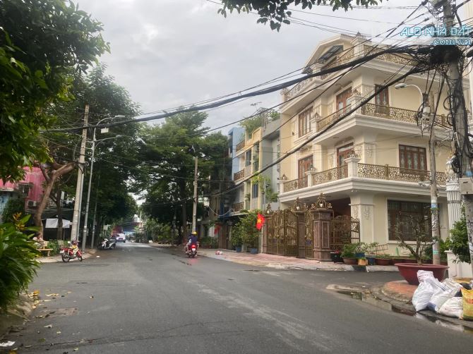 Bán Nhà TRỊNH ĐÌNH TRỌNG,Phường Phú Trung Quận Tân Phú ,đường 12M,3 Tầng,62 CHỈ 10.5 TỶ 🏡