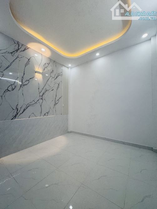 BÁN NHÀ MỚI 3 TẦNG PHẠM VĂN BẠCH, TÂN BÌNH – HẺM XE HƠI – 4PN – CHỈ 5.8 TỶ TL