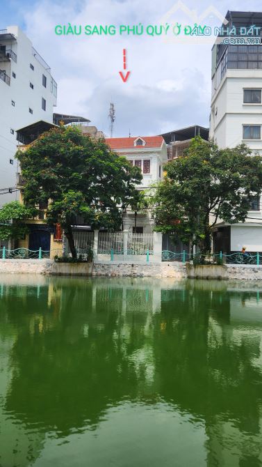 Bán nhà đẹp Hoàng Ngân! Ô tô lùi cửa vào nhà, gần hồ sen xanh mát, 50m2 x 5 tầng 12..tỷ