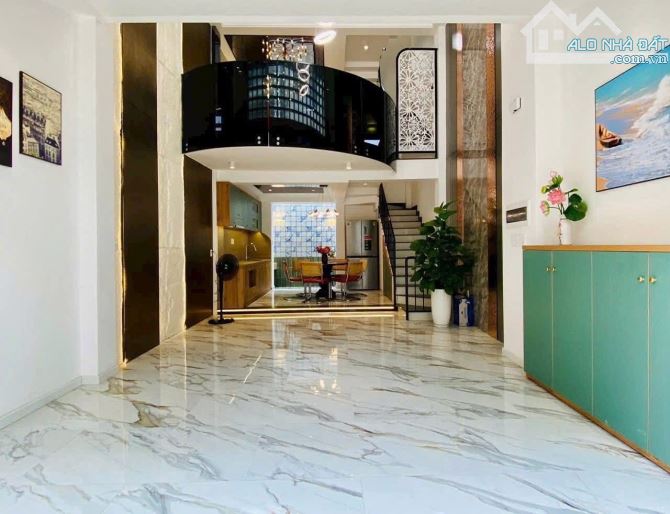 Bán nhà đẹp Hoàng Ngân! Ô tô lùi cửa vào nhà, gần hồ sen xanh mát, 50m2 x 5 tầng 12..tỷ - 4