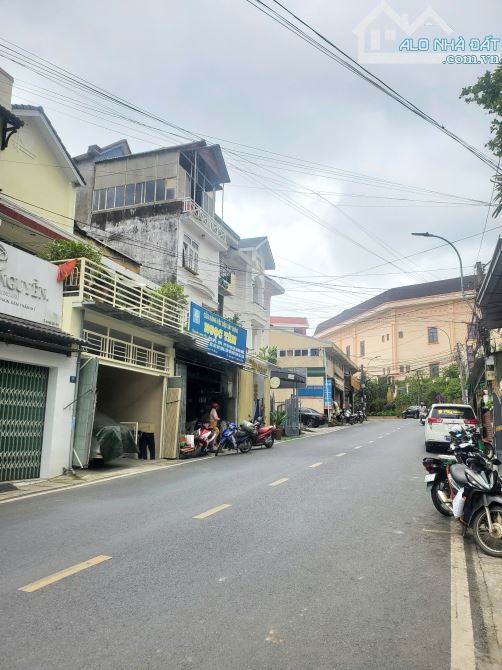 9 TỶ  NHÀ MẶT TIỀN LÊ THÁNH TÔN - P. CAM LY ĐÀ LẠT