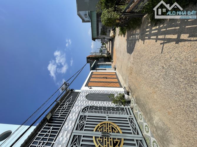 Bán lô đất Ga Lê Duẩn, 100m2 hướng Tây, Đường bê tông 4m