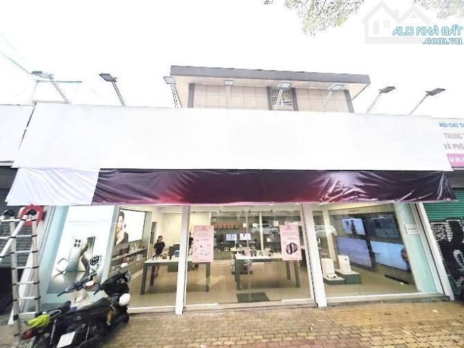 CHO THUÊ GÓC 2MT NGUYỄN THỊ MINH KHAI P.NCT Q1 DIỆN TÍCH KHỦNG 20*15M GIÁ CHỈ 130TR/THÁNG