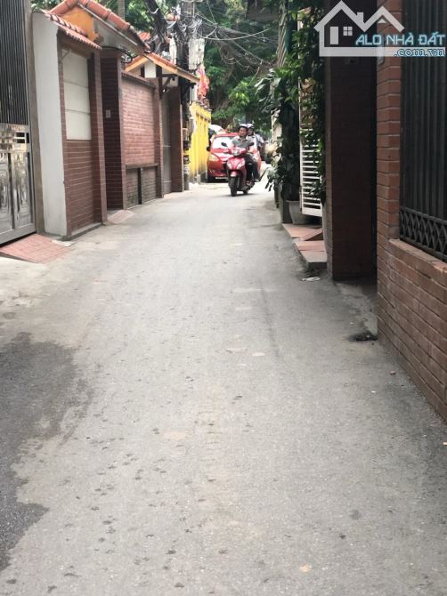 BÁN ĐẤT PHỐ NGUYỄN NGỌC VŨ CẦU GIẤY  18 TỶ 110M2 MT 6M 2 MẶT NGÕ Ô TÔ  KINH DOANH  XÂY CHD
