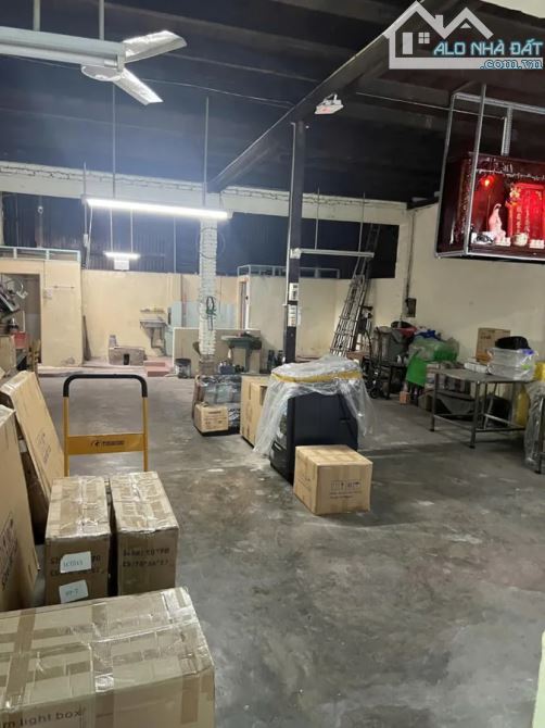 💎 BÁN GẤP NHÀ HÀN HẢI NGUYÊN Q11 - HẺM XE HƠI, NGANG KHỦNG 7M - GIÁ HỜI! 🔔