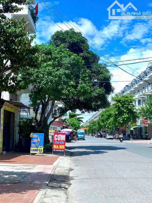 BÁN 2 LÔ LIỀN KỀ TRỤC ĐƯỜNG KINH DOANH KHU TĐC PHÚ XUÂN THÁI BÌNH