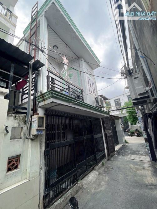 Bán nhà đường Dương Quảng hàm phường 5 quận gò vấp