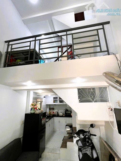 bán nhà nhỏ xinh Linh Đông, gần chợ Thủ Đức, sổ riêng hoàn công