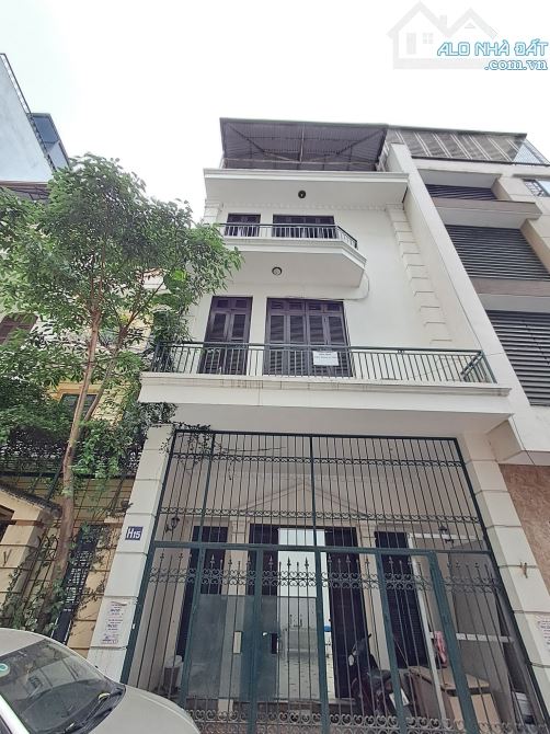NHÀ MẶT NGÕ 2 THOÁNG SÁT PHỐ 20 TỶ 90M 4 TẦNG MT 5,2m Ô TÔ 4 CHỖ ĐỖ CỬA THUỴ KHUÊ TÂY HỒ