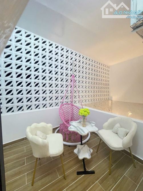 NHÀ 5 TẦNG - THÔNG SỐ HIẾM CÓ ( 5x20 ) - MT HẺM 6M XE HƠI RA VÀO VI VU  - NHÀ MỚI TẶNG - 10